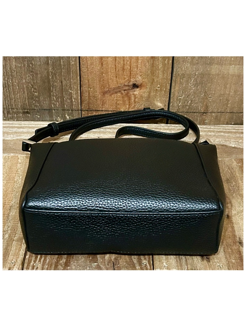 Kate Spade. 6 Piece: Monica Crossbody, Glasses, Case, Socks, Scarf & Dust Bag. - Picture 11 of 16
